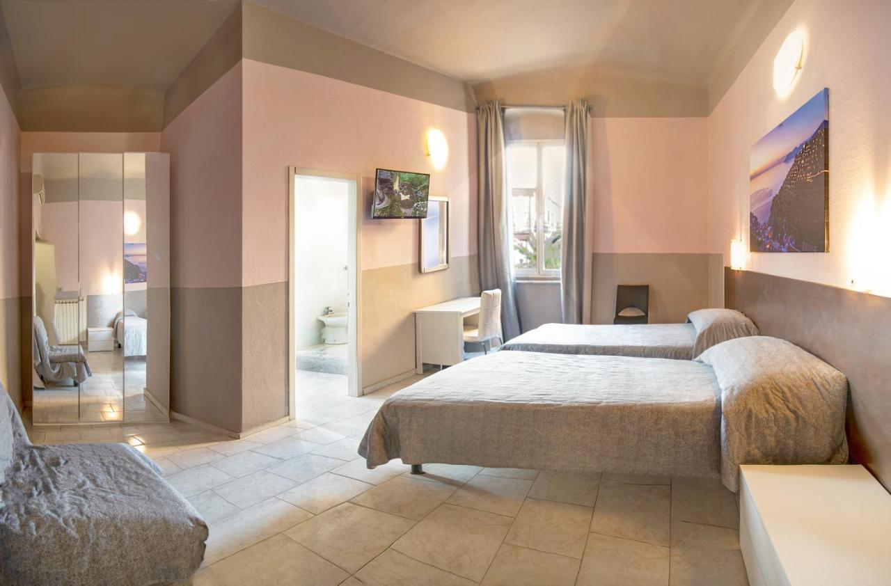 Albergo La Villetta Sarzana Exterior foto