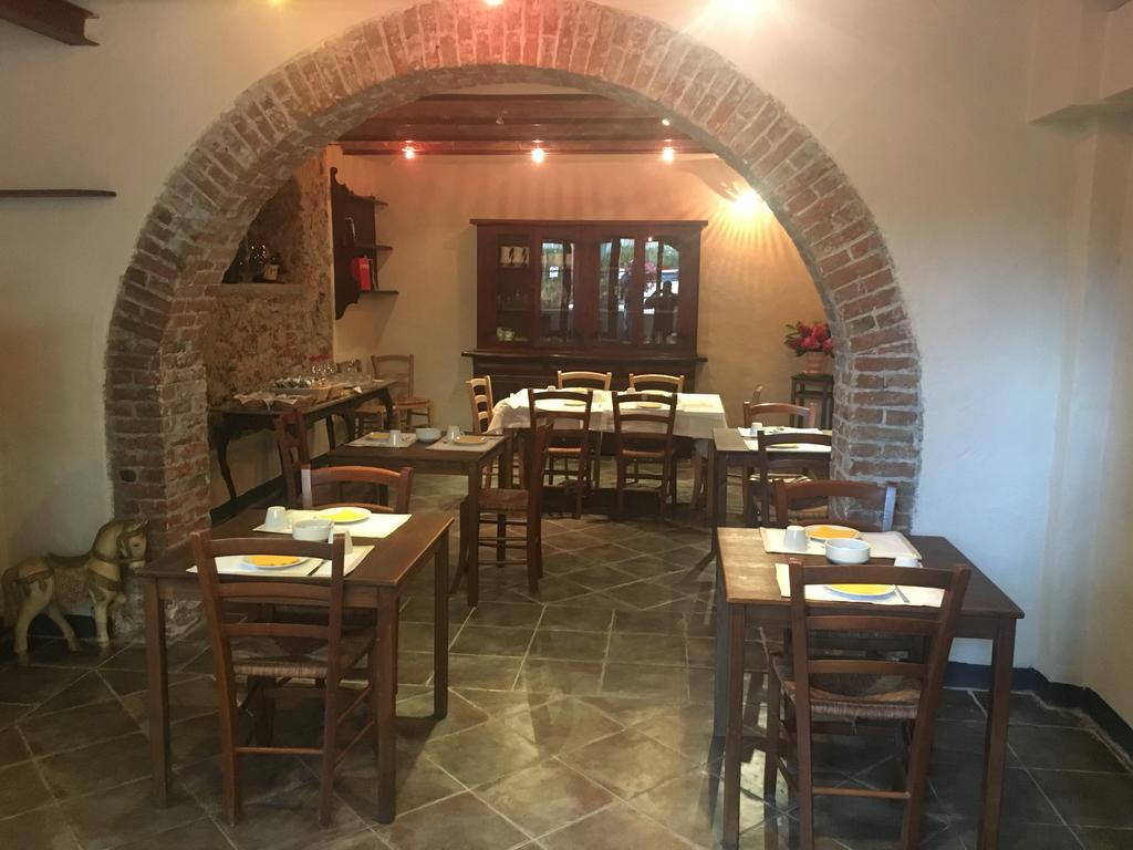Albergo La Villetta Sarzana Exterior foto